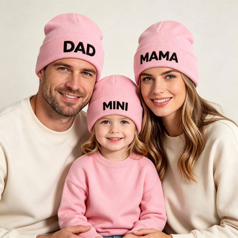 Letter Embroidery Knit Beanie  - đánh giá và giá Beanie Cuffed Knit